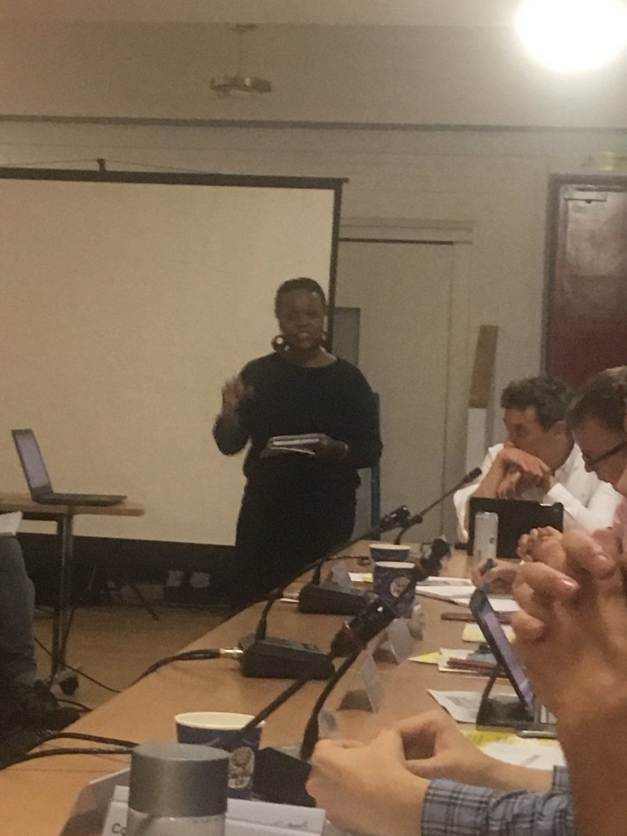 helendennis80's tweet photo. Excellent presentation from @MummiesRepublic at Community Council challenging decision-makers to volunteer themselves & hear voices of women affected by poverty & universal credit fiasco #BBWCC https://t.co/SOTPbhIkHo