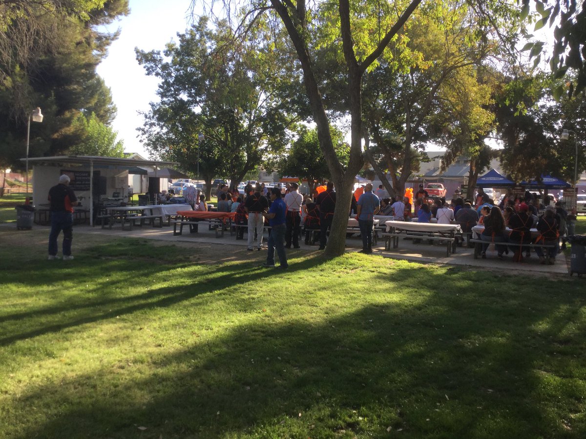 Beautiful day at the D327 Specialty roadshow Hdms and Romanoff having fun.