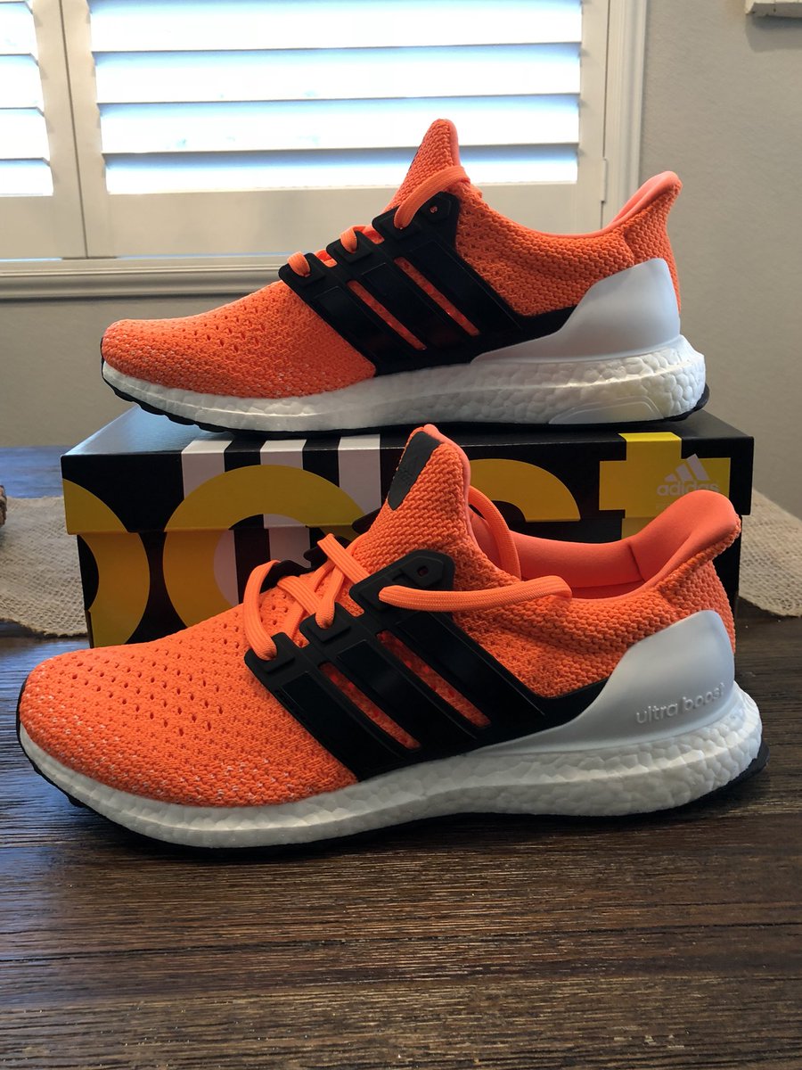 jmedeiros20's tweet photo. Mi Adidas Ultra Boost, sz 9.5. In hand and ready to ship. PP invoice. Just looking for retail. Will ship for free!
#miadidas #miadidasclima #ultraboost https://t.co/n88yHOwRz7
