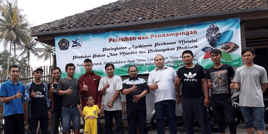 wongkhuto's tweet photo. Upaya Peningkatan Produksi Ikan &amp; Pakan Ikan Mandiri Berbasis Potensi Lokal https://t.co/XiBeu34rhZ https://t.co/CrJxOIa9mY