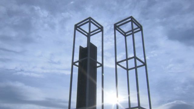 Memorial functions as a sundial, tells story of 9/11 http://bit.ly/2x1TzUD