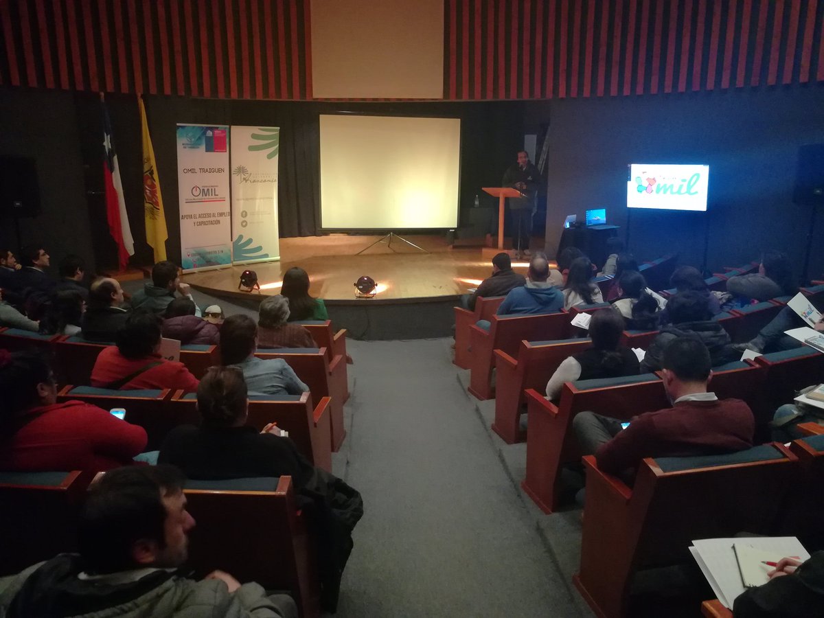 SenceAraucania's tweet photo. Ahora: Seremi @MintrabAraucani Patricio Sáenz informa sobre estrategia nacional de empleo en seminario empresarial Omil Traiguén, #Fomil @SenceAraucania @SenceChile https://t.co/Fd6pzmAn7M