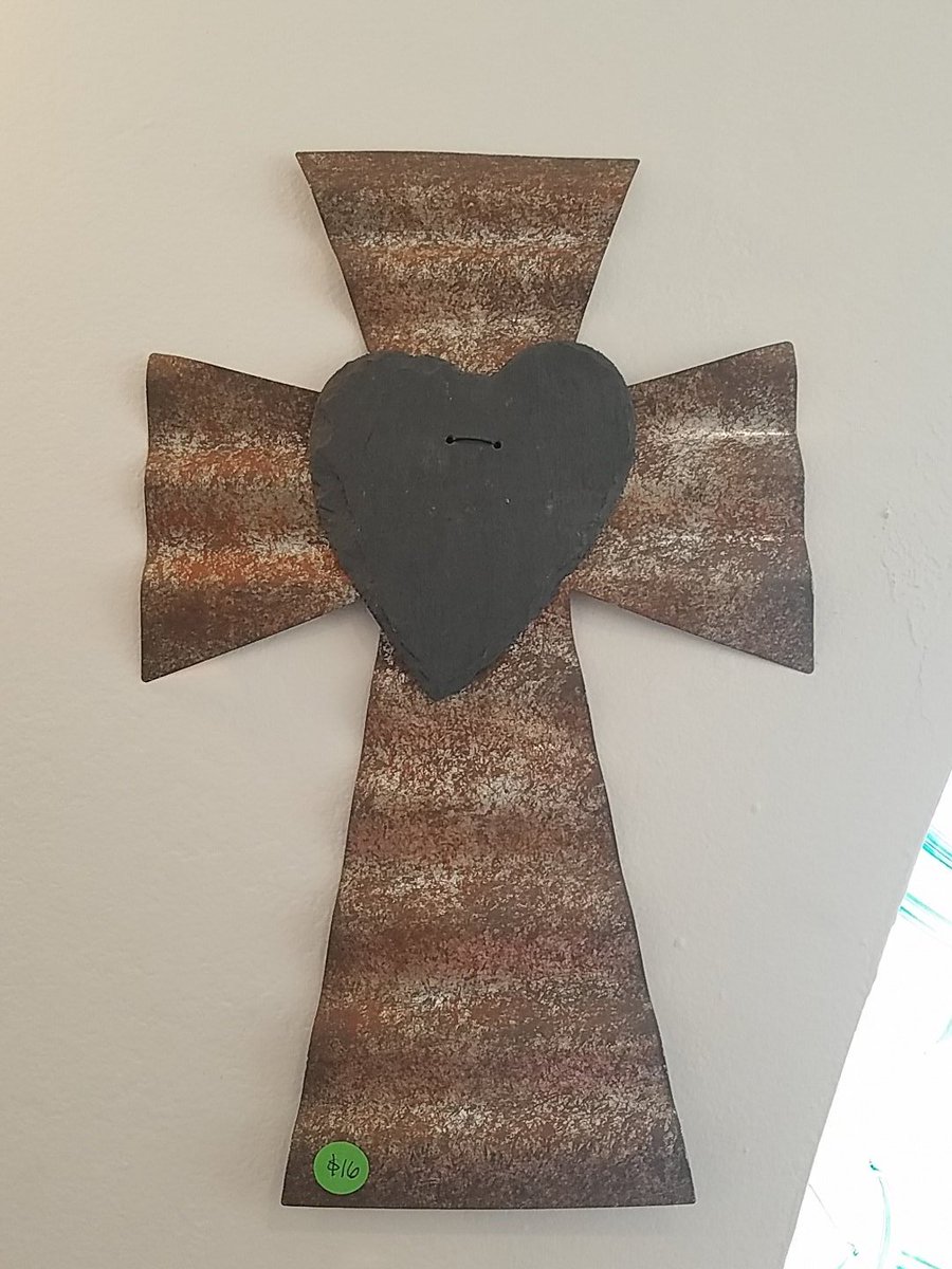 LularoeMade's tweet image. Beautiful tin cross! Only $16! #wonderfullymade #boutique #newportrichey #florida #cross #tin #jesusrocks
