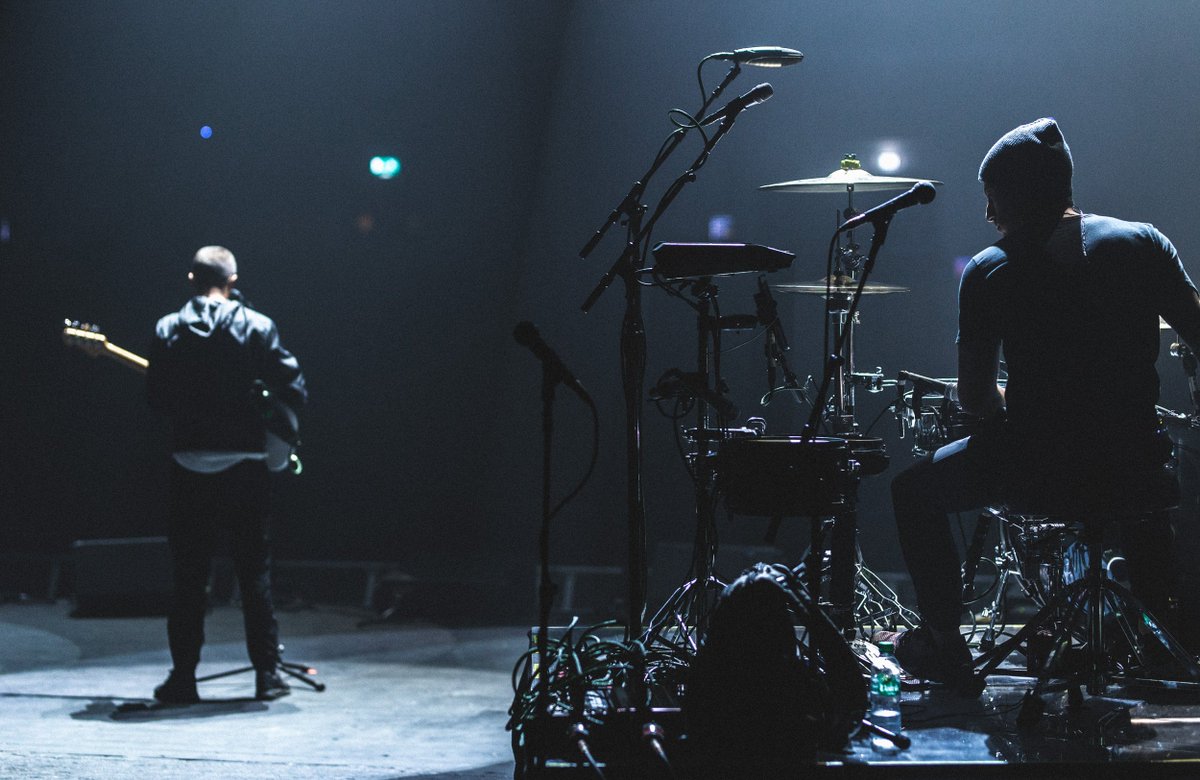 .@spotify users can pre-save Trench to their accounts. go ahead and save The Very Best Of Celine Dion while you’re at it. twentyonepilots.com/pre-save