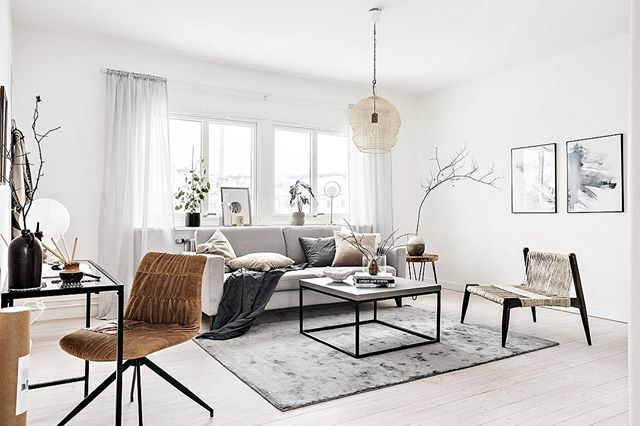 Clair, épuré et tendance, voici les maîtres mots pour caractériser l'ambiance raffinée de ce salon au charme nordique ! 😍
Vous vous y voyez ?❤️
©️Pinterest 
#decoration #interiordesign #homedecor #scandinave #nordique #scandinavianstyle #cosy #cocoon… ift.tt/2x5eFBz