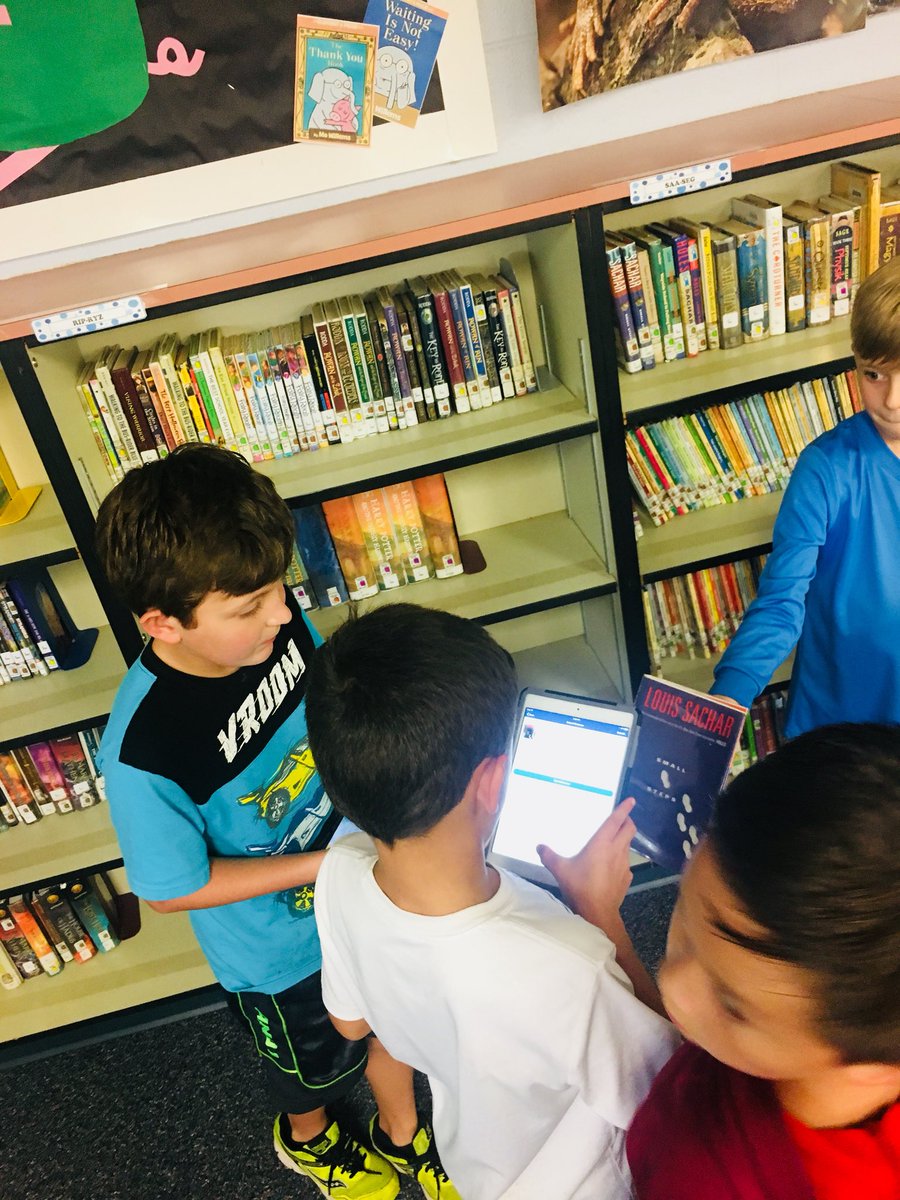 golliharsclass's tweet image. @GooseChase in the library @CESLibrary2 getting @golliharsclass up and motivated about #TraditionalLiterature &amp;amp; #librarytools kids were so excited to #BYOD for learning! @CuringtonElem