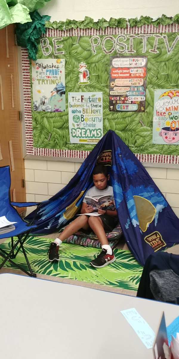 GrangeES's tweet photo. Our @Grange5th team is busy with teaching reading strategies, goal setting and knowing ourselves in math &amp; setting expectations for journal writing!!! @GrangeES @BCPS_ELA @BCPSMATH @NancyWenzl @RichYork5 @MsMayotte @JulieMintiens https://t.co/9H3JlvXfs3