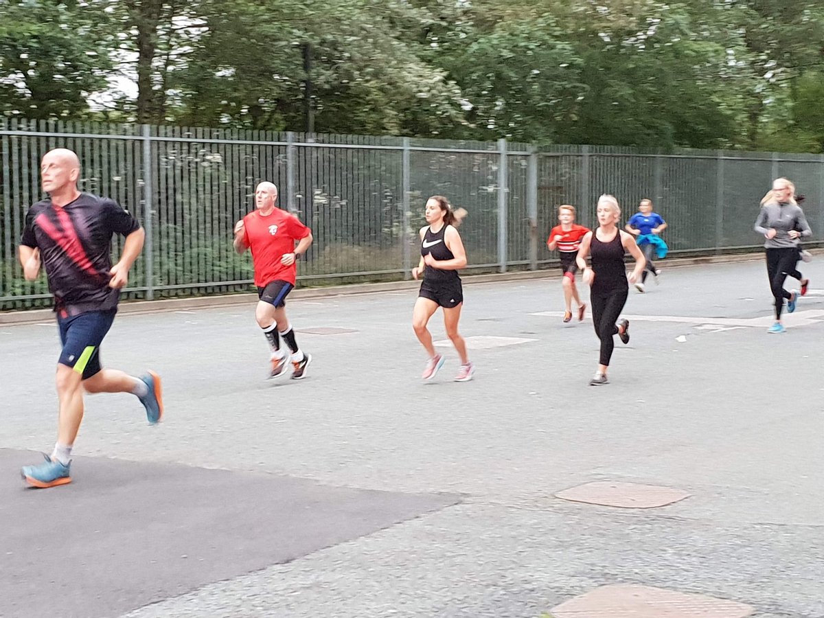 Brilliant turnout yesterday at Monday night intervals! Great efforts from everybody! #triathlon #swimbikerun #running