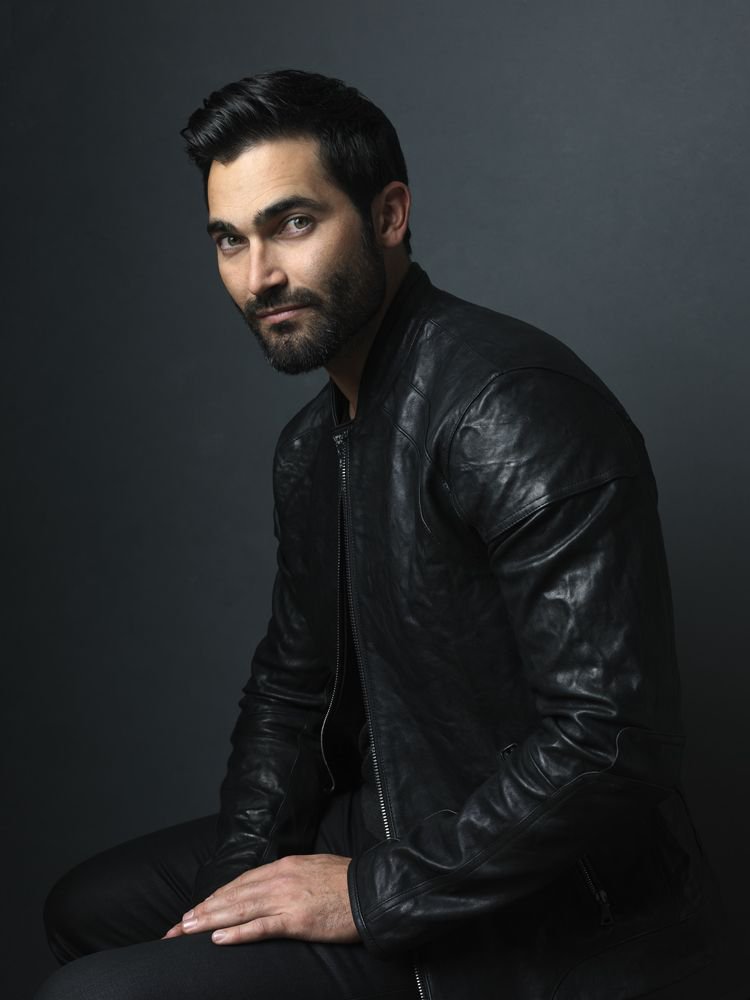 Happy Birthday Tyler Hoechlin! 