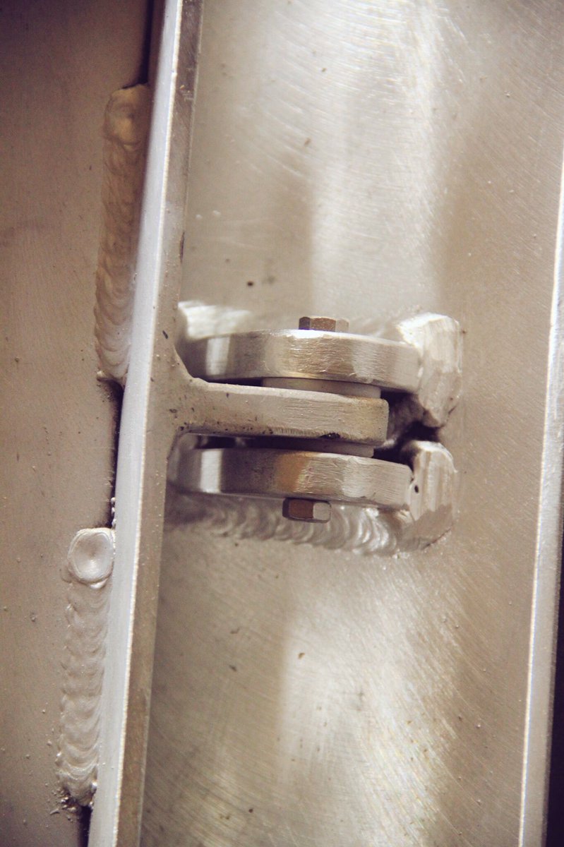 Aus der Typyacht wird die individualisierte Aroha. Diverse Änderungen und Zusätze konnten wir in der Werft Rehberger umsetzen.