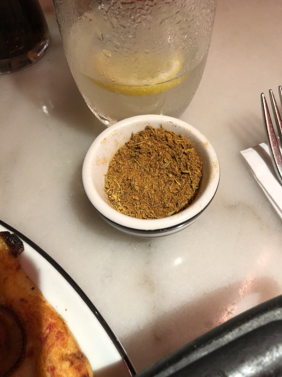 djallbury's tweet image. @PizzaExpress #Basildon #PolloAdAstra correct me if I am wrong but has Cajun spice ingredients on prep been changed, tastes like Rosemary herb added, weren’t like this earlier in year, glad had side of it to taste verify before adding, ruins pizza flavours now, not same 🍕👎