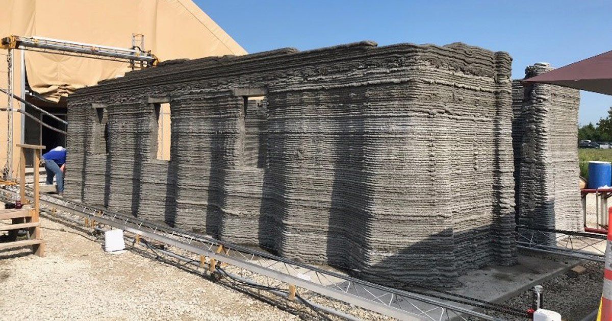 Salesguy_Neil's tweet image. Semper Innovatus? US military uses 'world’s largest' 3D printer to build concrete barracks buff.ly/2wZLzlW #construction #technology #innovation #building #concrete #future #design #3Dprinting #Military