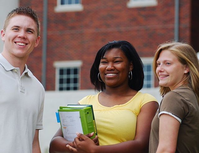 MSAmohawk's tweet image. Do you want to get involved and create change on campus? Apply to be an MSA Student Rep! Check out our website for more details and the application📚
.
.
.
#msamohawk #studentrep #representative #classrep #studentrepresentative #campus #college #mohaw… ift.tt/2oYNbZJ