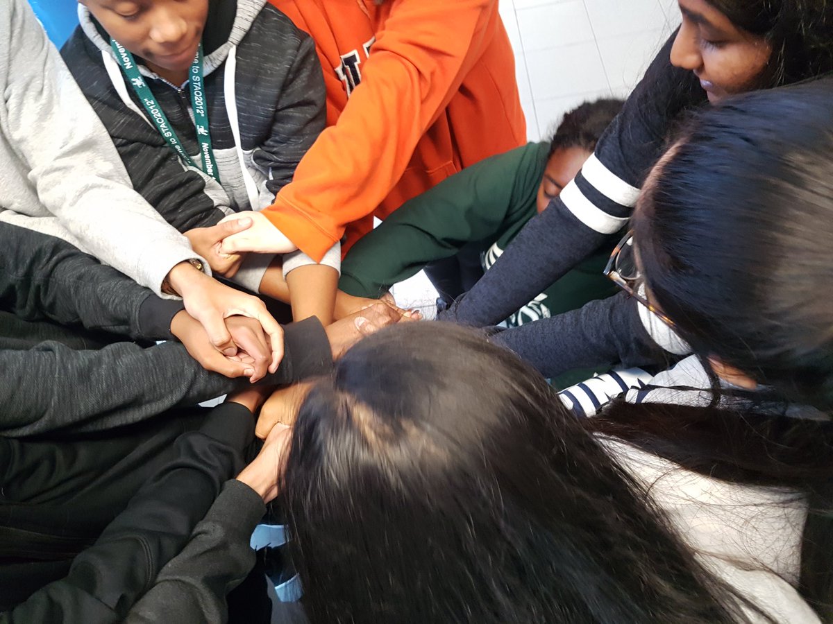 Icebreakers at the first #EcoClub meeting of the year at <a href="/LASSinspires/">LASS inspires...</a> #EcoSquad #GreenTeam