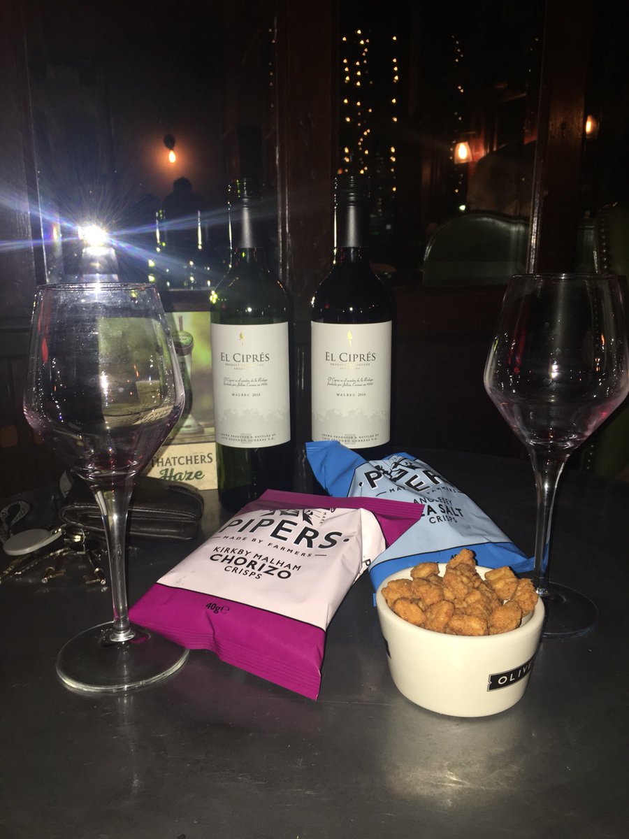 Great AGM this evening. Congrats to @RichardClarke93 on being elected Captain and <a href="/klp07cjc/">charles clarke</a> on Secretary. Excited to see what the future holds!