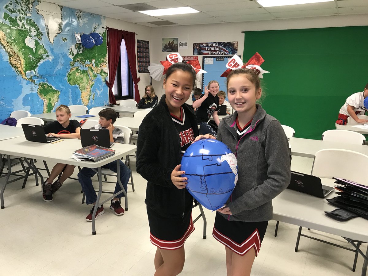 WiedmerHistory's tweet photo. Having fun while learning about globes and maps.#geography https://t.co/Sv8sZ8T9Fx