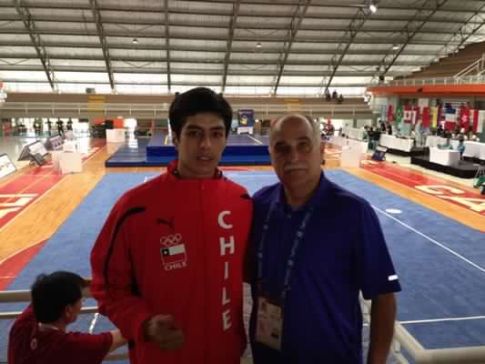 Ariel Mancilla. Multicampeón Sudamericano y Panamericano requiere auspicio para viajar desde China (donde entrena) a representar a Chile en Panamericano de Wushu de Argentina!!   
Ayúdanos con un RT 🙏🏽 
#Pasapalabra 
#WushualCOCH
#RojoEnRectaFinal