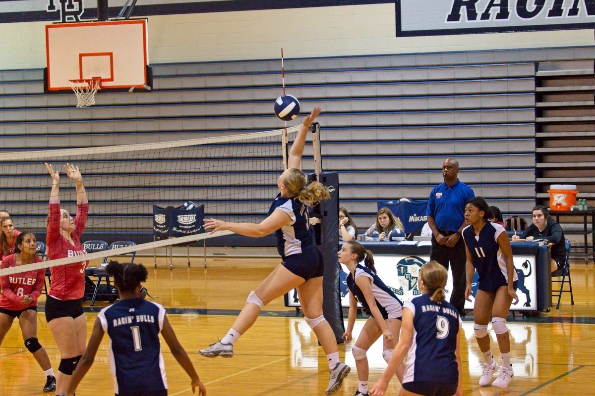 jaredlarson's tweet photo. @hrhsbulls Junior Varsity Women's Volleyball photos are now ready for viewing.  Click and enjoy. https://t.co/RR86HUX8nl https://t.co/AdCKi0OtKY