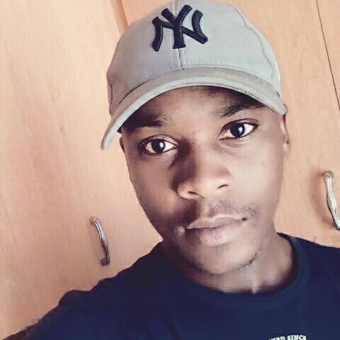 AvnerJnr's tweet photo. #YellowBonesVsDarkBones
#DarkBone https://t.co/AmQOsAYbmQ