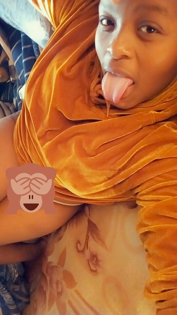 Senamil62018356's tweet photo. #thickvsslenderhuns thick leeHanna😍😘😗 https://t.co/a3OtWpaIi9