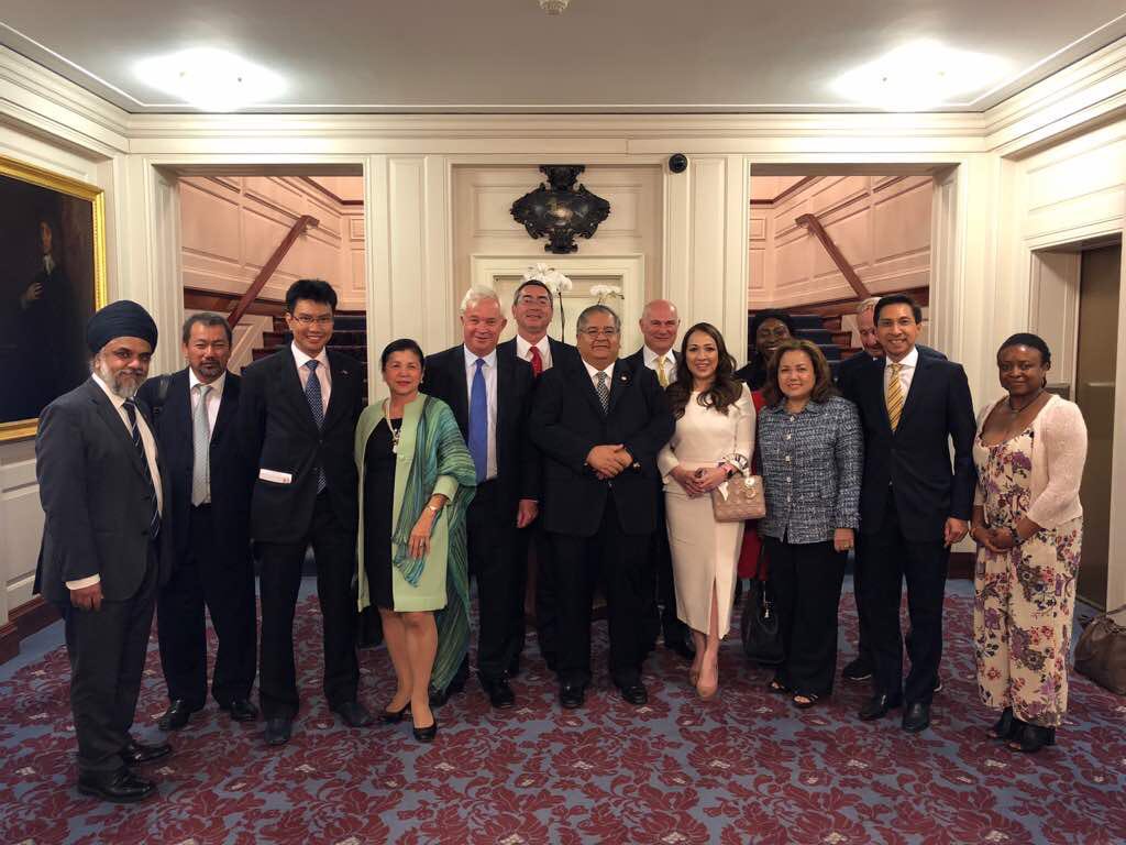 GregDoreyIT's tweet photo. It was great to host the Kuala Lumpur Business Club at @TheInnerTemple last night for an excellent panel discussion, networking reception and dinner. #Malaysia is one of our closest international partners. #KLBC https://t.co/ye5N8ZfPid