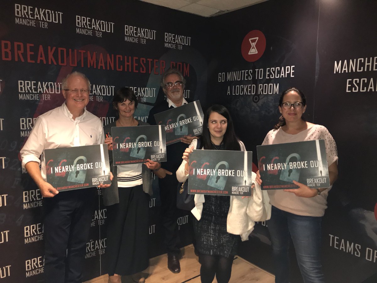 LouiseLumley's tweet image. Fantastic day as a PI Division Leadership Team @irwinmitchell working together, challenging the status quo, sharing ideas and then putting it all into action tonight @breakoutmcr #dreamteam #oneIM #workingtogether #escaperooms #leadership #teamwork #PIDivision