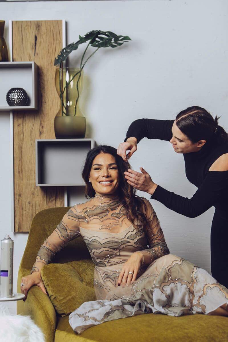 SarahDArcey_'s tweet photo. #BTS for #KarinBohn for October’s #BoulevardMagazine! Thank you to @NordstromVAN for the gorgeous wardrobe! #stylistlife https://t.co/dN8GUL1qoZ