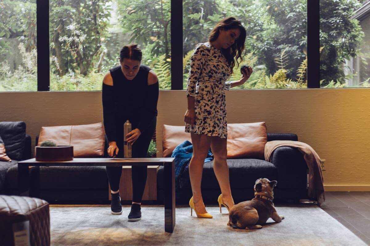SarahDArcey_'s tweet photo. #BTS for #KarinBohn for October’s #BoulevardMagazine! Thank you to @NordstromVAN for the gorgeous wardrobe! #stylistlife https://t.co/dN8GUL1qoZ