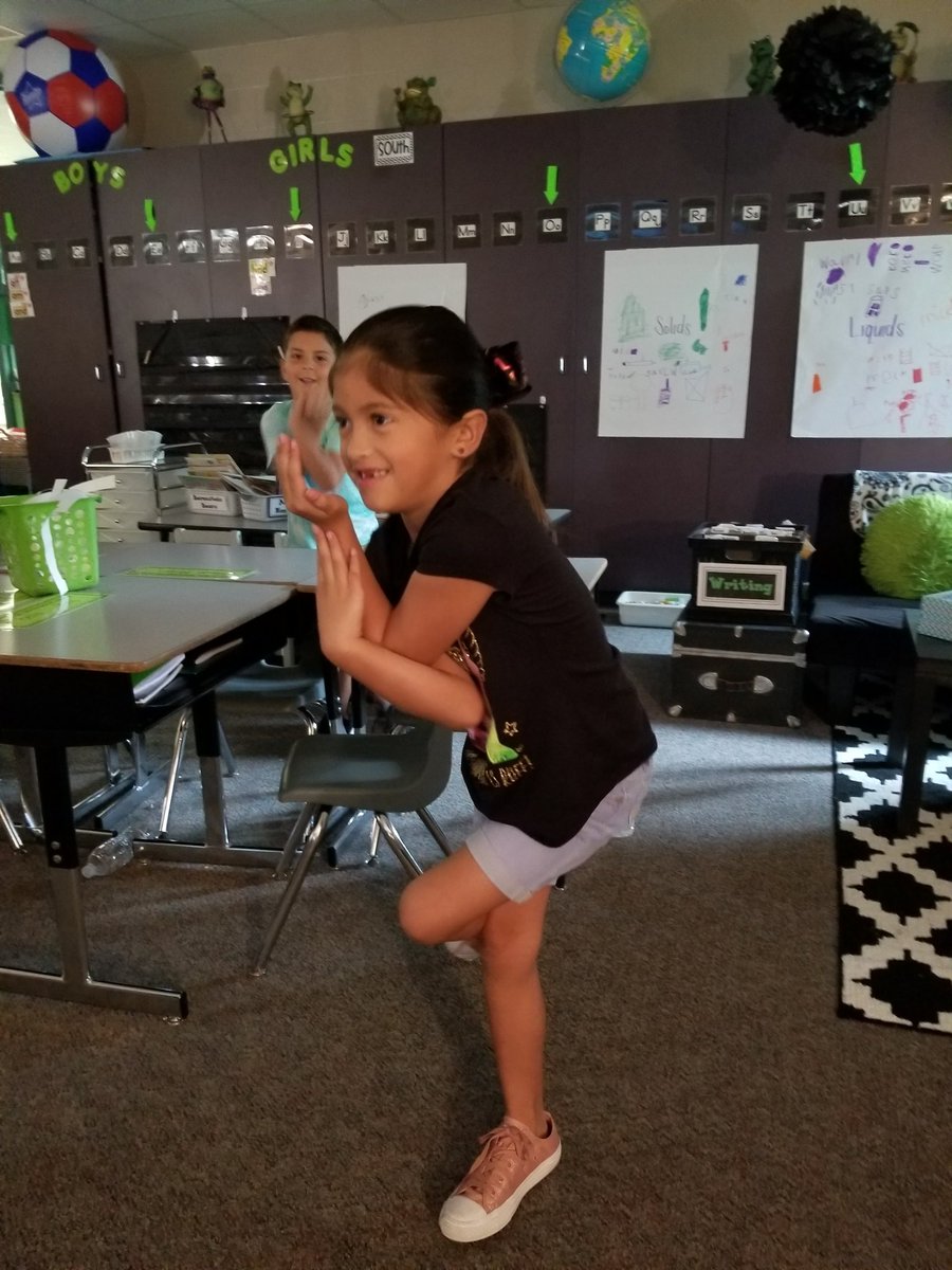 mrsconry's tweet photo. When it's a rainy day we practice our balance with the eagle pose. #gonoodle #welovemaximo #mbebears https://t.co/G74cgU2HQE