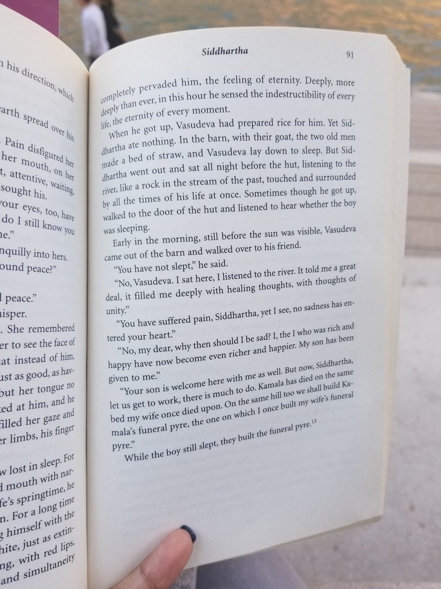 VicyCross's tweet photo. #amreading :') https://t.co/jjhrC3JxNX