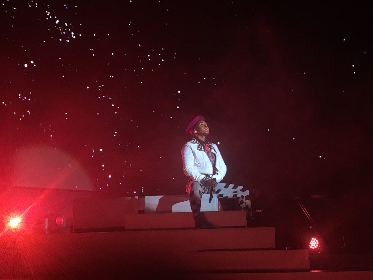 ToniVbooks's tweet image. Tonight @JanelleMonae showed us love, passion and how to be free forever. Thank you. Thank you. Thank you. 💜 #DirtyComputerTour #JanelleMonae