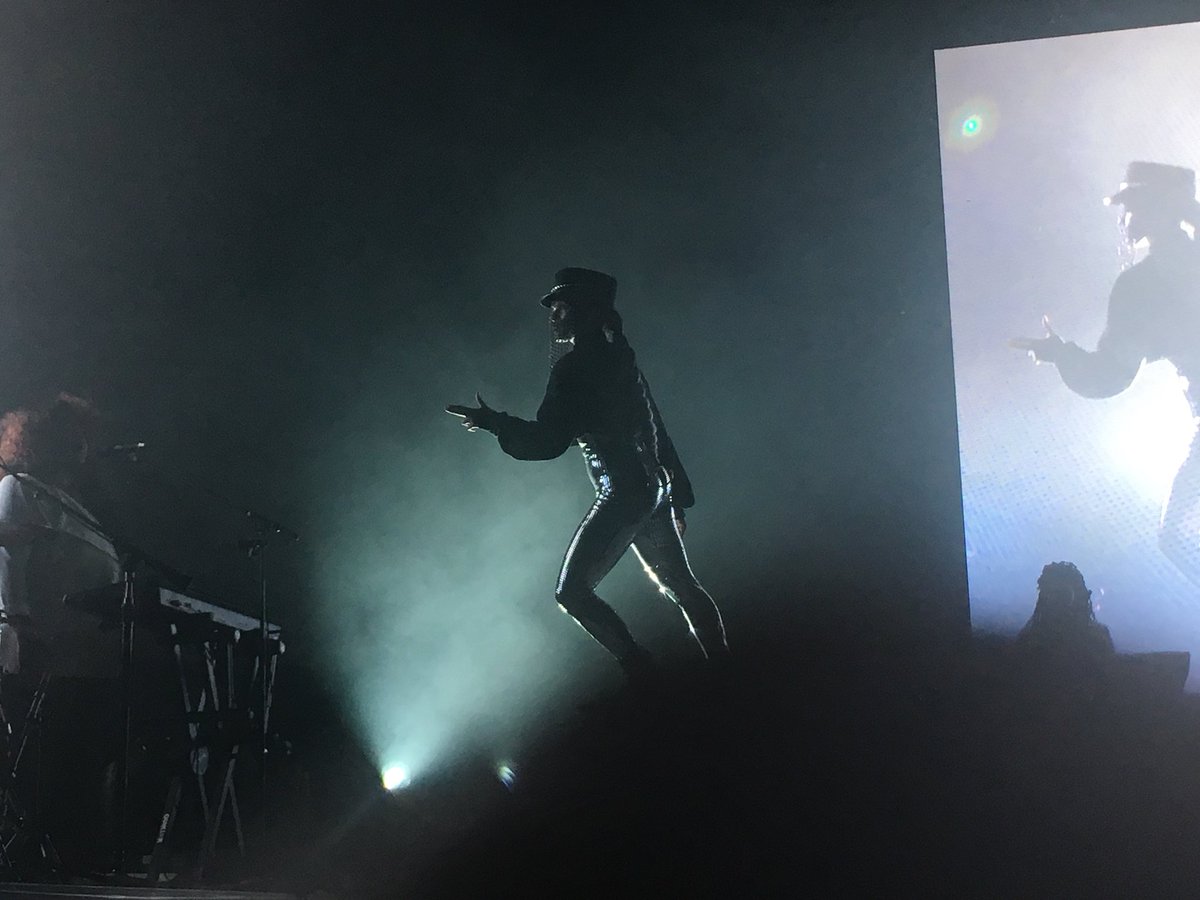 ToniVbooks's tweet image. Tonight @JanelleMonae showed us love, passion and how to be free forever. Thank you. Thank you. Thank you. 💜 #DirtyComputerTour #JanelleMonae