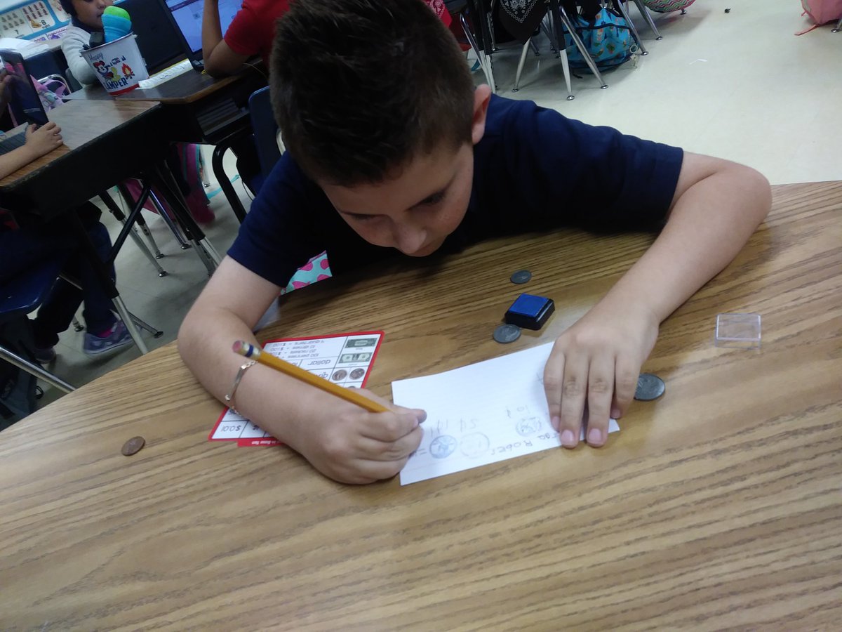 Daisy90413204's tweet photo. Students recording the value of a collection of coins in different representations.... @fmeeagles https://t.co/Knbq0UC0VW