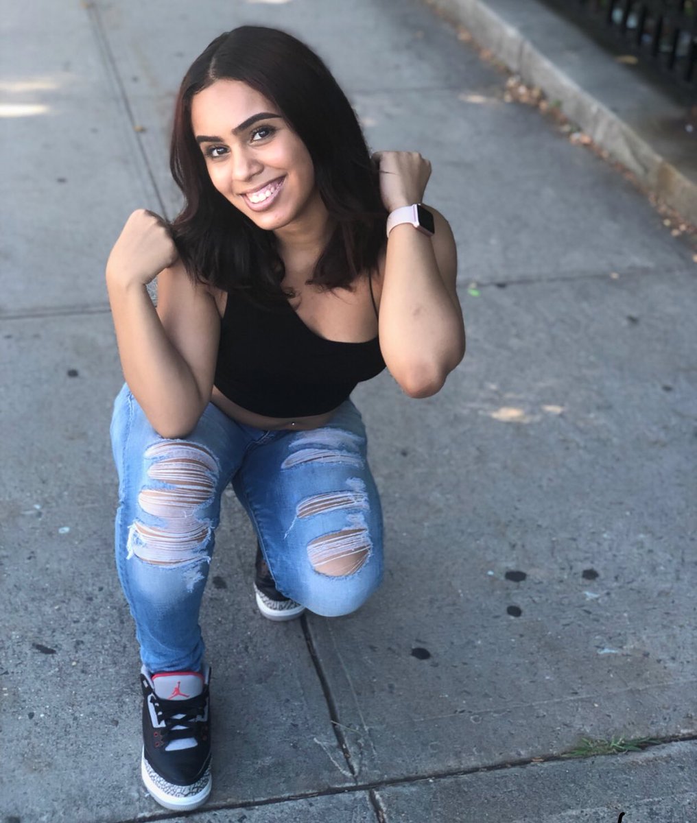 NomercyAutumn's tweet photo. Te enamoras de ellos puertorriqueños 🤤🤩 https://t.co/n7990AIVeb