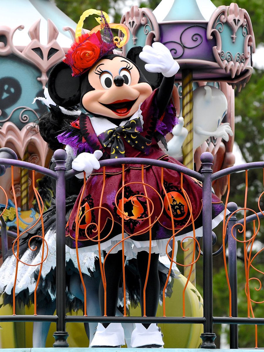 Mezzomikiのディズニーブログ Di Twitter スプーキー Boo パレード 東京ディズニーランド ディズニー ハロウィーン18 新パレードのミニーちゃんたち 詳しくは T Co Nyzs7oazxf