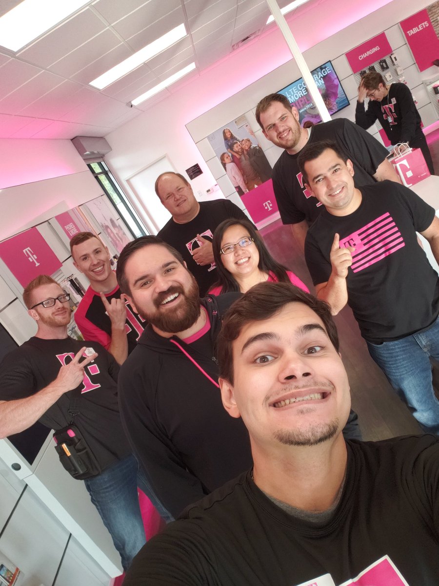 A great visit with the ops team! Cant wait for the next one! @nazarma @bruin_bryan @nuninguyen @cleve_travis @WirelessBryce @GraysonTmobile @brndn_denney @larryjpribyl