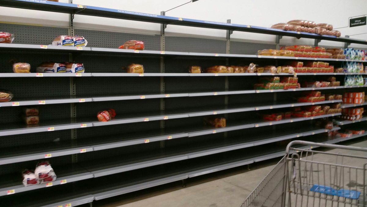 invocation_'s tweet photo. Went out for groceries and the bread aisle was nearly empty... #HurricaneFlorence https://t.co/KzDPGxHZh2