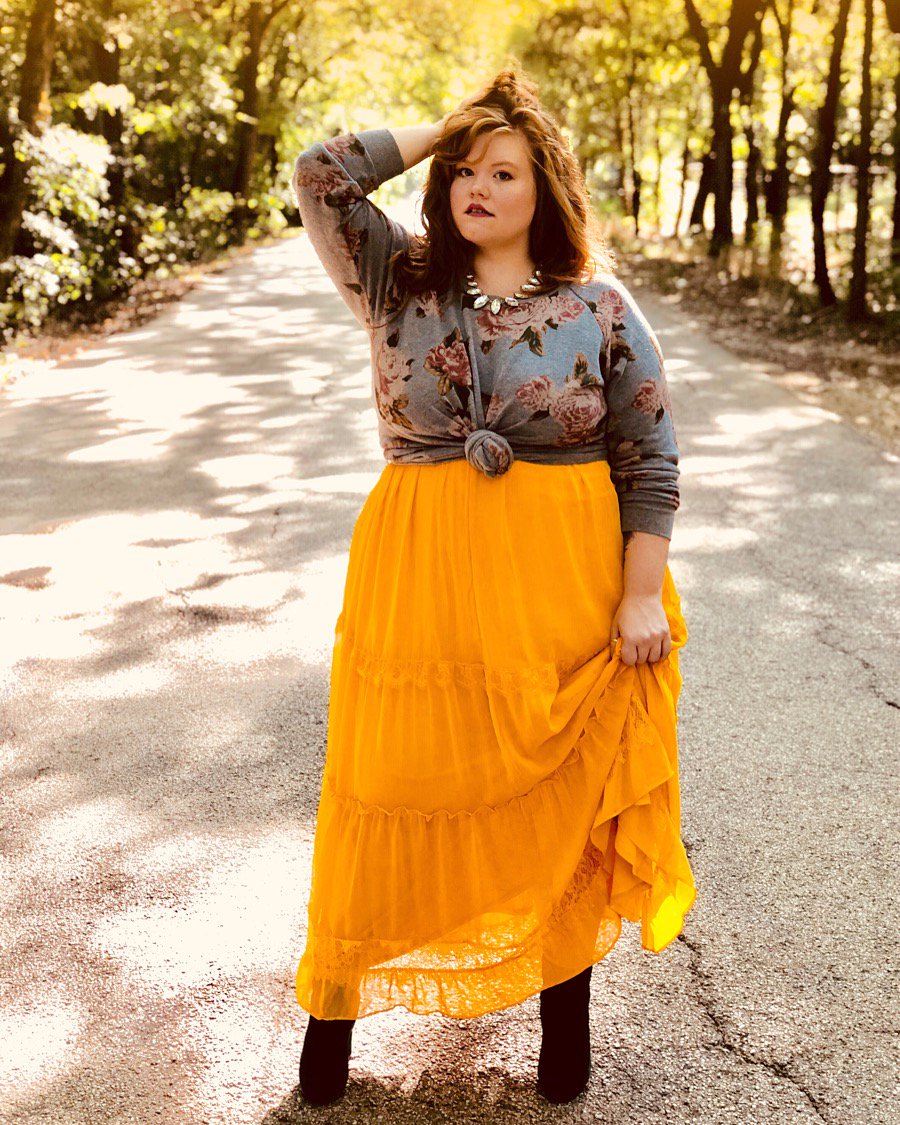krystalrenaes's tweet photo. Bringing my favorite yellow summer dress into the fall with me by paring it with a sweater and some booties. 🍂🍂🍂
#psootd #outfitideas #outfitinspo #plussizefashion #plussizestyle #plussizemodel #fallstyle #effyourbeautystandards #plussize https://t.co/HXUuKqdU5V