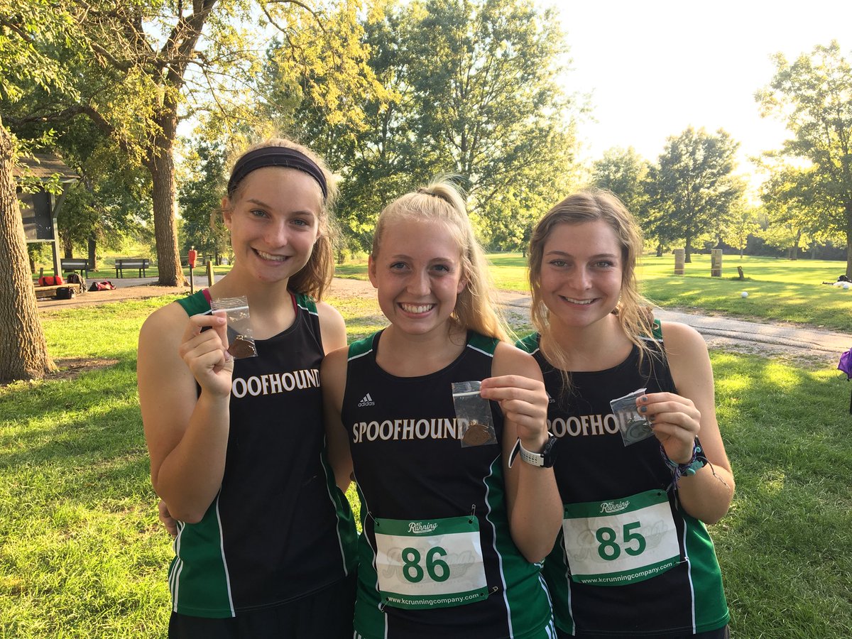 Spfhoundrunning's tweet photo. First time ever all 3 of these girls medaled in the same Varsity Race. Really good start to our season. Laura-2nd, Amy-10th, Madilyn-20th. #distancegirls https://t.co/kspjBoOxez