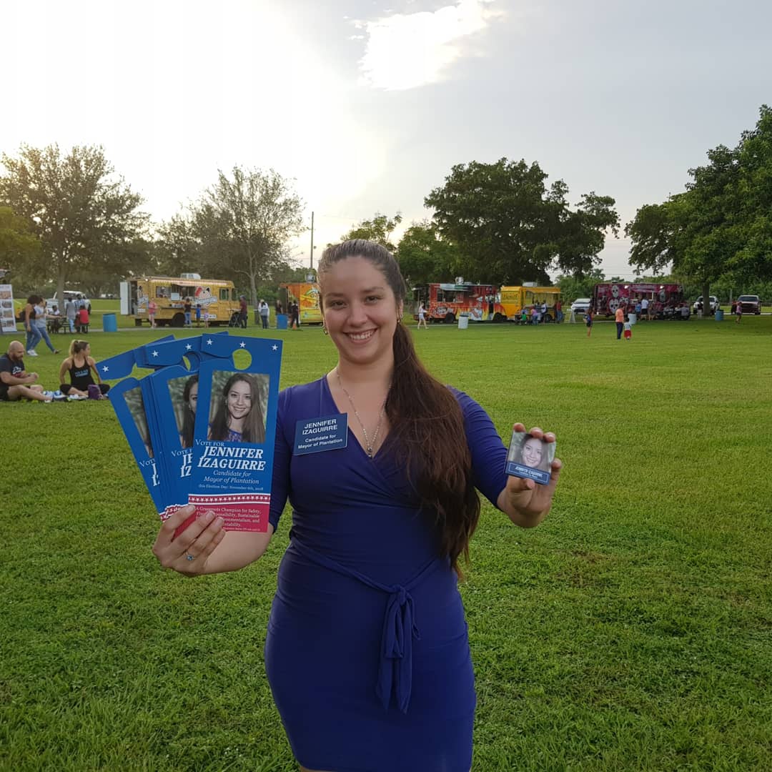 Jen4Mayor's tweet image. Spoke to a lot of residents at the Food Truck Invasion at Heritage Park! They have it every Tuesday!

#MeetTheResidents
#FoodTruckInvasion
#Jennifer4Mayor 
#VoteForJennifer
#JenniferForMayor