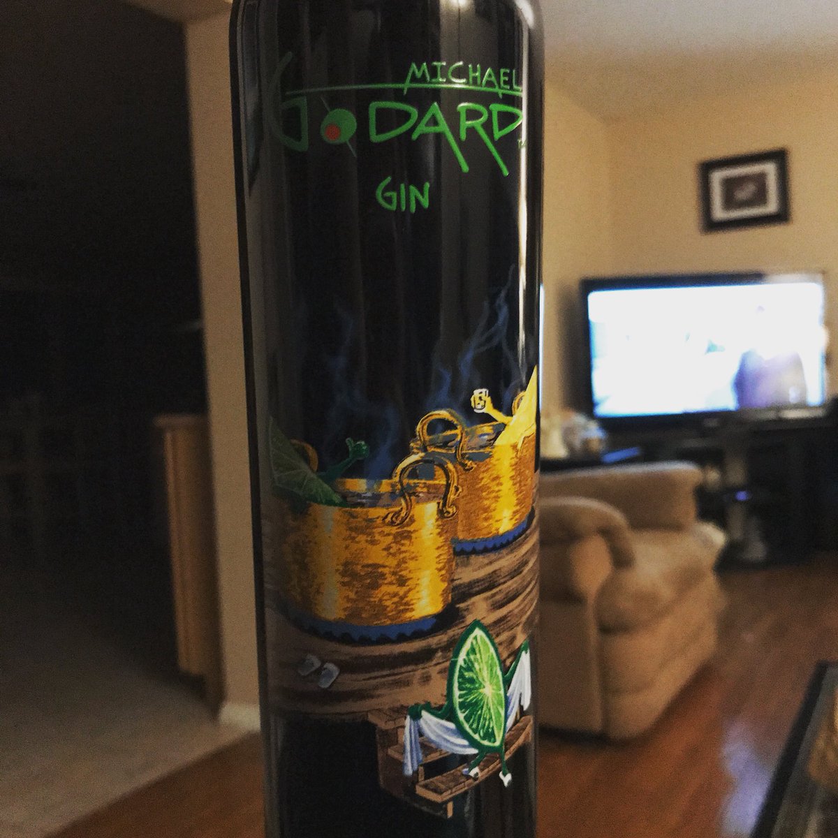 kandym247's tweet image. So excited about my Godard Gin 🥃 thanks Steve and Cathy #michaelgodard #gin #art