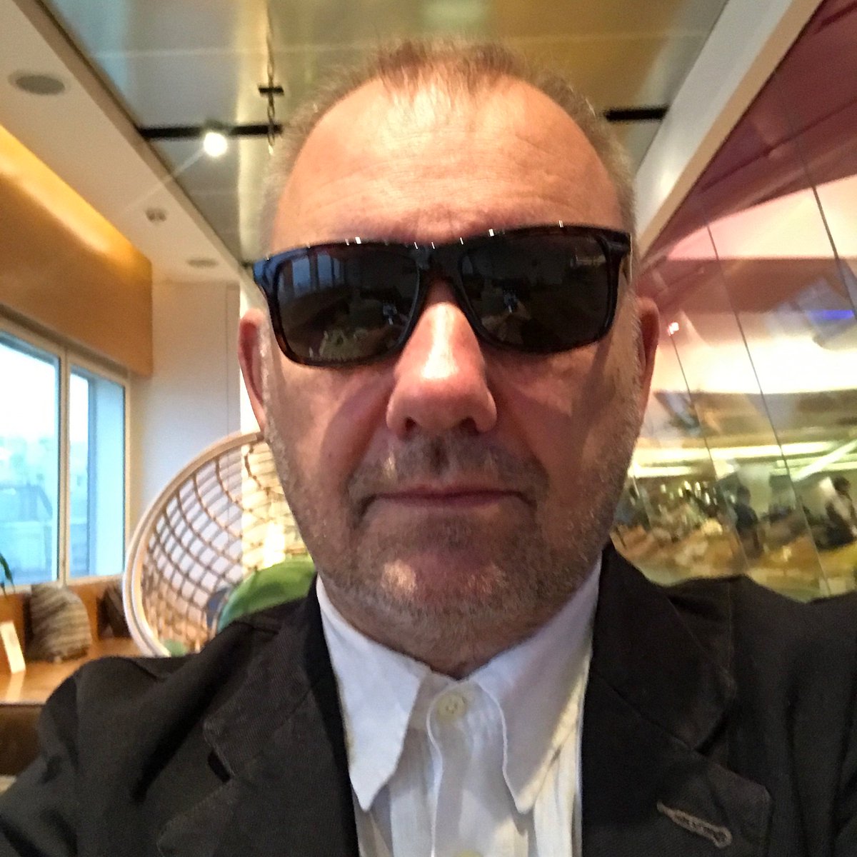 bob mortimer tweet media