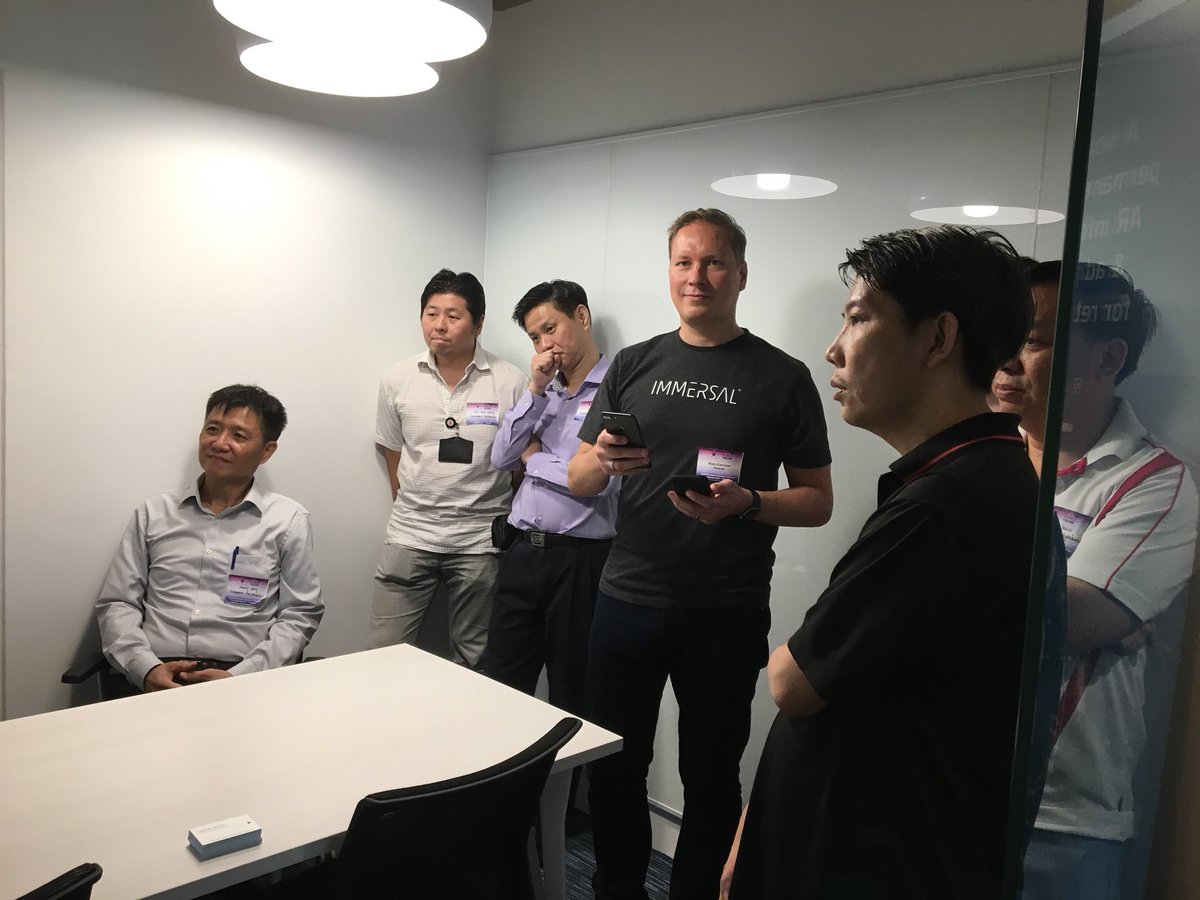 UllaHiekkanen's tweet image. What’s common for startups in Singapore and #Finland? They grow global from day1. #AR/VR networking
Superb #technologyweek ahead 

@paulaparviainen #TeamFinland @BusinessFinland