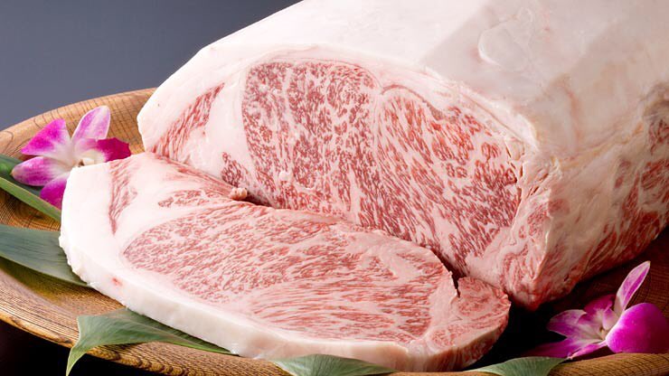 HyattKinabalu's tweet photo. This September, be our guests at Nagisa as Chef Kenny and his team feature Australian Wagyu that melts in your mouth. Enjoy the Wagyu set at MYR 488 nett per person. 20% discount for Club at the Hyatt members. For reservation. please call Nagisa at 088221234. https://t.co/hTrlOsKryY