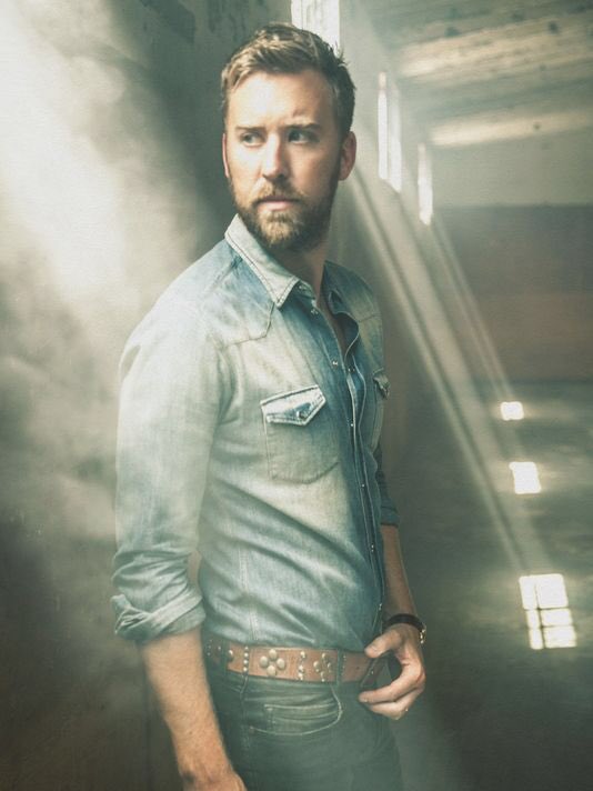 Happy Birthday to Charles Kelley. He turns 37 today. 