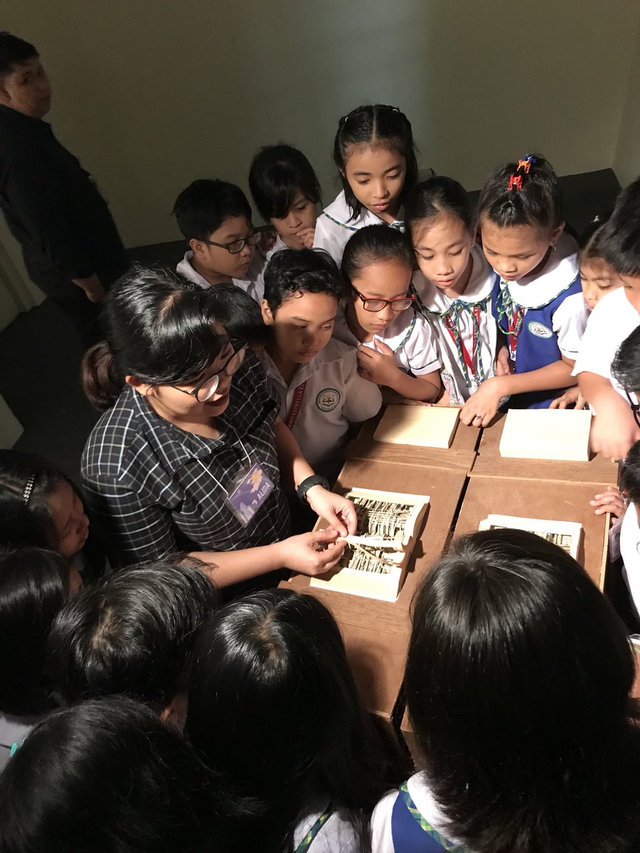 yuchengcomuseum's tweet photo. Another morning, another day to learn and play.
.
Makati Elementary schools were able to visit and enjoy the @tiesofhistory exhibit here in Yuchengco Museum. From discovering the different South East Asian Nations to learning about the artists &amp; getting to touch some of the art! https://t.co/4WUKSGtCJ9