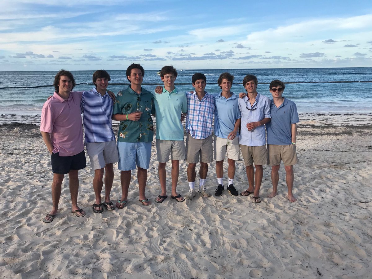 JacobPLudwig1's tweet photo. Happy birthday to my day 1 brother @noahwaxman3 hope it was good man🎊 can’t wait for second semester https://t.co/U12taLBNp4