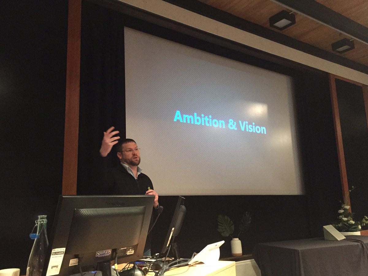 Disrupting the training as HR industry with data analytics and personalised training with <a href="/skilitics/">Skilitics</a>  #CantySummit18. Learning from failures