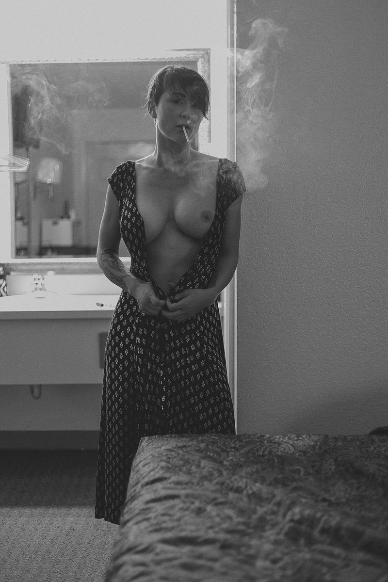 KINGTAYLORBLOG's tweet photo. My favorite from the last #photoshoot and it has my new hair!
#phoenixtaylor @phoenixtaylor @PHOENIXJTAYLOR #bw #blackandwhitephotography #smoke https://t.co/FqhPCE9fp5