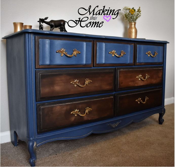 MakingThisHome's tweet photo. Faux Antique Royal Blue Dresser Makeover
See the full reveal and before and after here:
https://t.co/IK1WK6BcJ8
.
#furniture #rehabilitation #diy #chalkpaint #rustoleum #upcycle #homedecor #renovation #decor https://t.co/bMpkUvONA4
